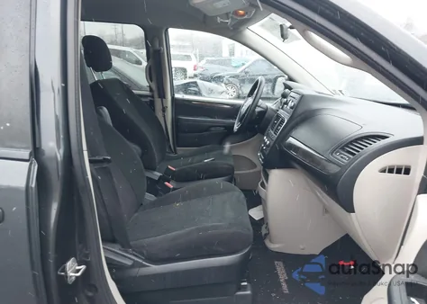 2011 Dodge Grand Caravan Express z USA, uszkodzony, nr VIN 2D4RN4DG5BR768866